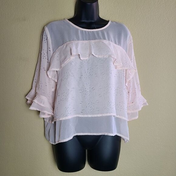 En Elly Laser Cut Ruffled Top - Picture 1 of 8
